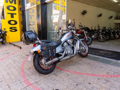 HONDA Shadow 600, Foto 3