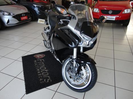 HONDA VFR 1200 F, Foto 3