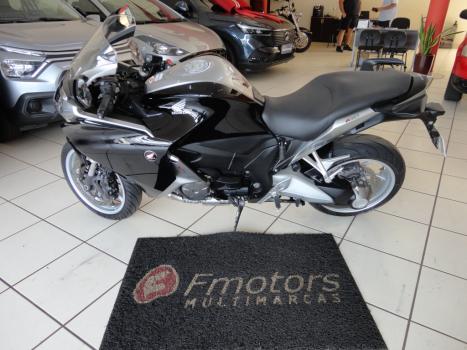 HONDA VFR 1200 F, Foto 9