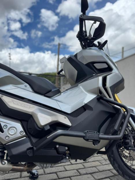 HONDA X-ADV 750 , Foto 4