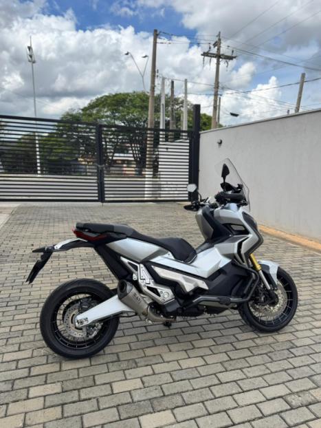 HONDA X-ADV 750 , Foto 10