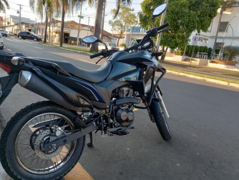 HONDA XRE 190 ABS, Foto 2