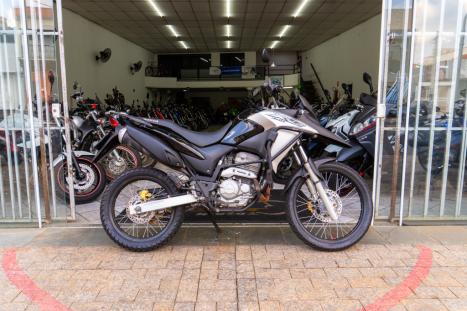 HONDA XRE 300 , Foto 2 HONDA XRE 300 , Foto 2