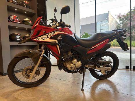 HONDA XRE 300 , Foto 3