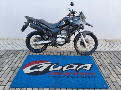HONDA XRE 300 , Foto 4