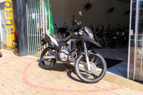HONDA XRE 300 , Foto 1