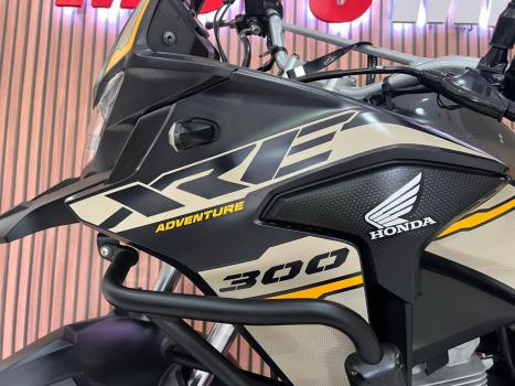 HONDA XRE 300 ABS, Foto 2