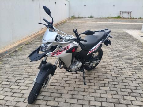 HONDA XRE 300 ABS, Foto 4