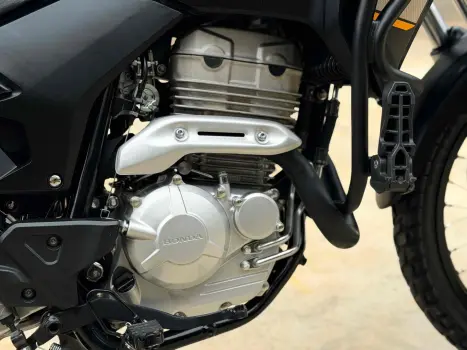 HONDA XRE 300 ADVENTURE, Foto 6