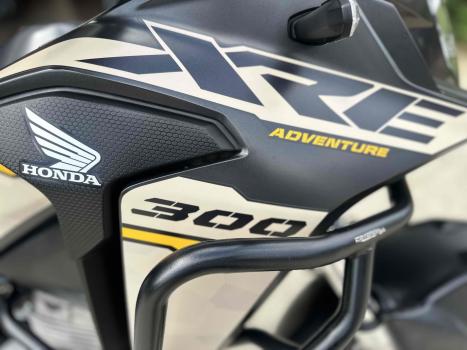 HONDA XRE 300 ADVENTURE, Foto 2