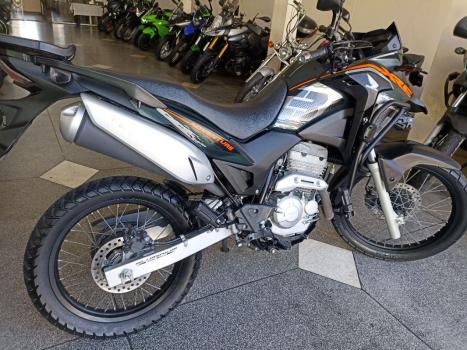 HONDA XRE 300 ADVENTURE, Foto 8