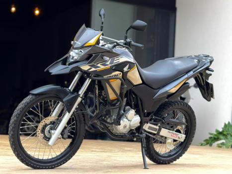 HONDA XRE 300 ADVENTURE, Foto 3