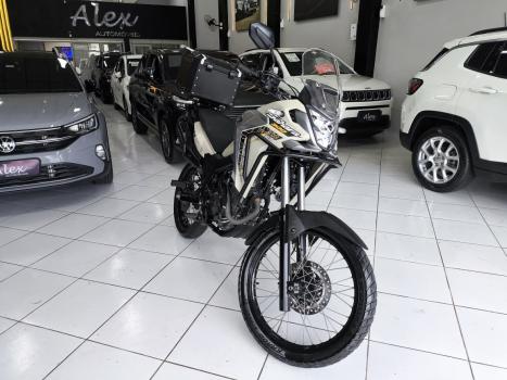 HONDA XRE 300 ADVENTURE, Foto 1