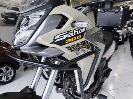 HONDA XRE 300 ADVENTURE, Foto 10