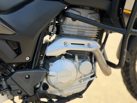 HONDA XRE 300 ADVENTURE, Foto 12