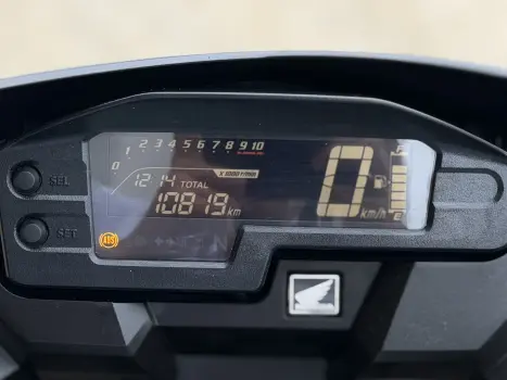 HONDA XRE 300 ADVENTURE, Foto 15