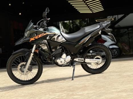 HONDA XRE 300 ADVENTURE, Foto 2