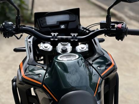 HONDA XRE 300 ADVENTURE, Foto 5