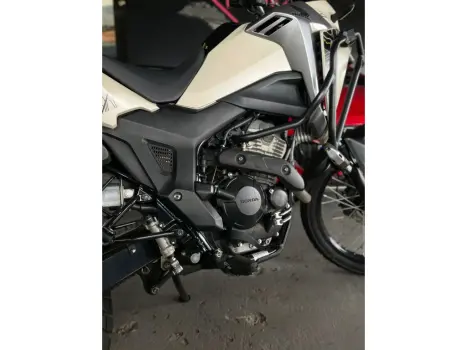 HONDA XRE 300 Sahara ADVENTURE, Foto 10