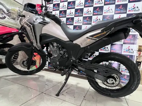 HONDA XRE 300 Sahara ADVENTURE, Foto 2