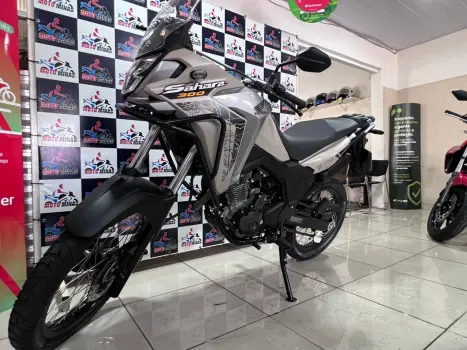 HONDA XRE 300 Sahara ADVENTURE, Foto 3