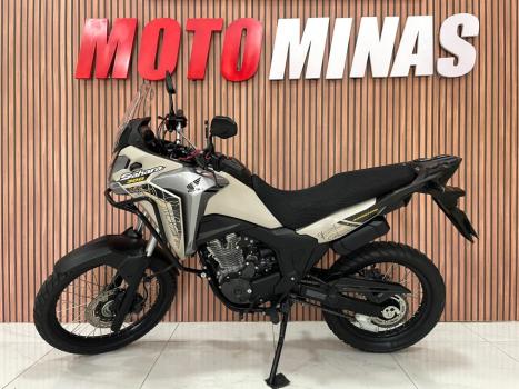 HONDA XRE 300 Sahara ADVENTURE, Foto 1