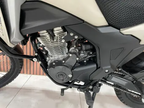 HONDA XRE 300 Sahara ADVENTURE, Foto 7