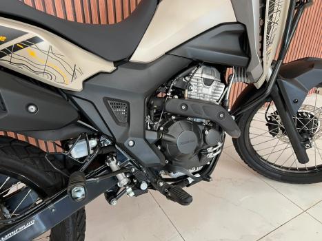 HONDA XRE 300 Sahara ADVENTURE, Foto 9