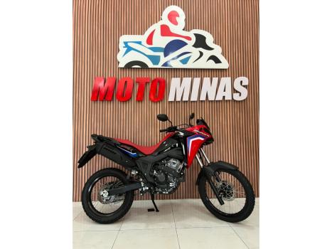 HONDA XRE 300 Sahara RALLYE, Foto 3