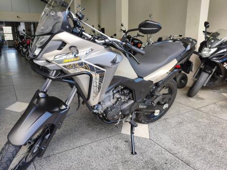 HONDA XRE 300 Sahara ADVENTURE, Foto 4