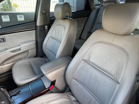 HYUNDAI Azera 3.3 V6 24V GLS AUTOM�TICO, Foto 13