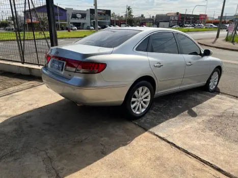 HYUNDAI Azera 3.3 V6 24V GLS AUTOM�TICO, Foto 2