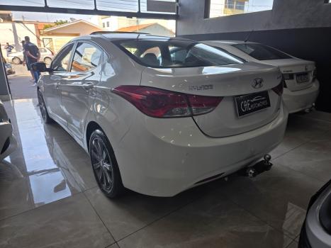 HYUNDAI Elantra 1.8 16V 4P, Foto 7 HYUNDAI Elantra 1.8 16V 4P, Foto 7
