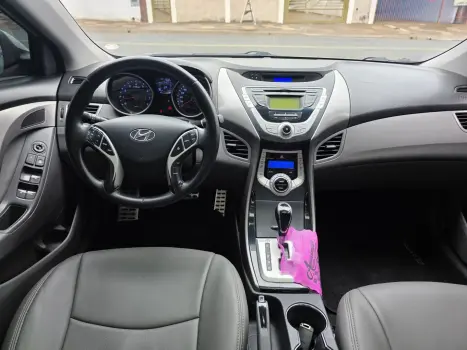 HYUNDAI Elantra 1.8 16V 4P, Foto 10