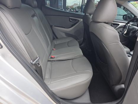 HYUNDAI Elantra 1.8 16V 4P, Foto 15