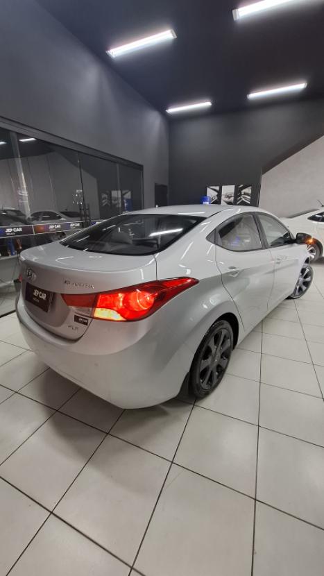 HYUNDAI Elantra 1.8 16V 4P GLS AUTOM�TICO, Foto 4