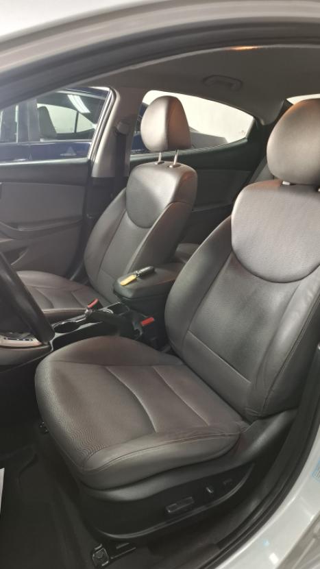 HYUNDAI Elantra 1.8 16V 4P GLS AUTOM�TICO, Foto 9