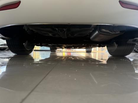 HYUNDAI Elantra 1.8 16V 4P, Foto 20