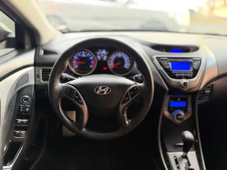 HYUNDAI Elantra 1.8 16V 4P GLS AUTOM�TICO, Foto 11