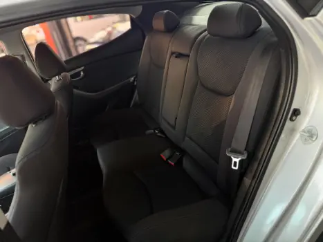HYUNDAI Elantra 1.8 16V 4P GLS AUTOM�TICO, Foto 19