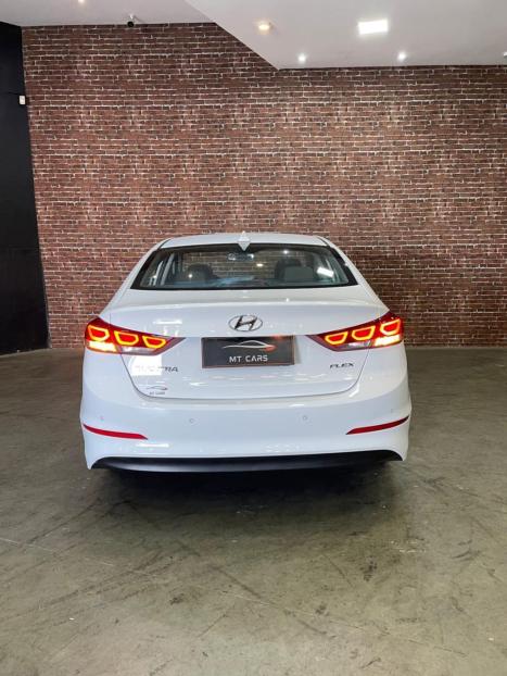 HYUNDAI Elantra 2.0 16V 4P FLEX SPECIAL EDITION AUTOMTICO, Foto 5