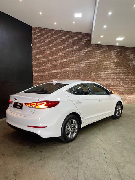 HYUNDAI Elantra 2.0 16V 4P FLEX SPECIAL EDITION AUTOM�TICO, Foto 6