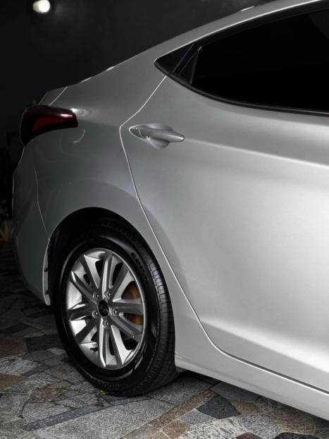 HYUNDAI Elantra 2.0 16V 4P FLEX GLS AUTOM�TICO, Foto 2