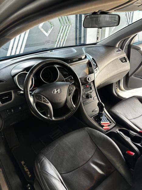 HYUNDAI Elantra 2.0 16V 4P FLEX GLS AUTOM�TICO, Foto 8
