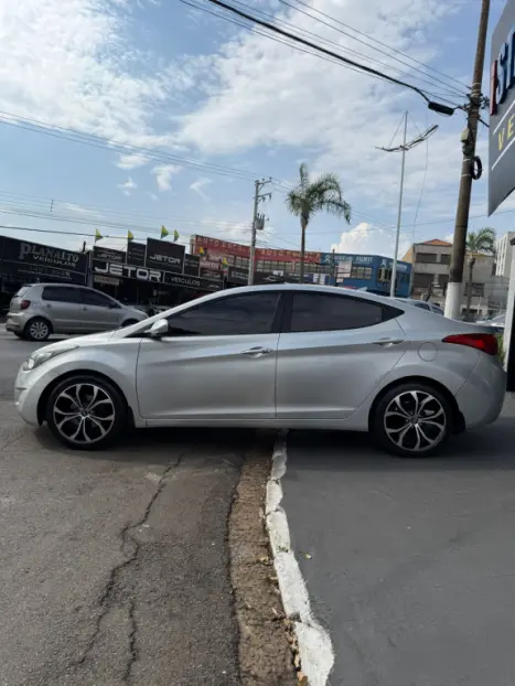 HYUNDAI Elantra 2.0 16V 4P GLS AUTOM�TICO, Foto 2