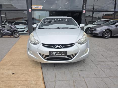 HYUNDAI Elantra , Foto 2