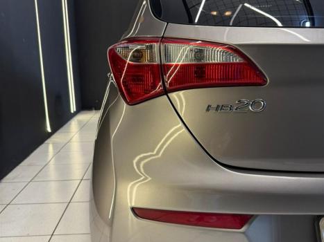 HYUNDAI H 100 2.6 3 P GLS DIESEL, Foto 4