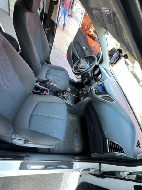 HYUNDAI HB 20 Hatch 1.6 16V 4P FLEX COMFORT PLUS, Foto 7
