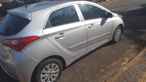 HYUNDAI HB 20 Hatch 1.6 16V 4P FLEX COMFORT PLUS, Foto 2