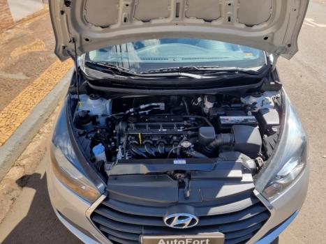 HYUNDAI HB 20 Hatch 1.6 16V 4P FLEX COMFORT PLUS AUTOMTICO, Foto 7